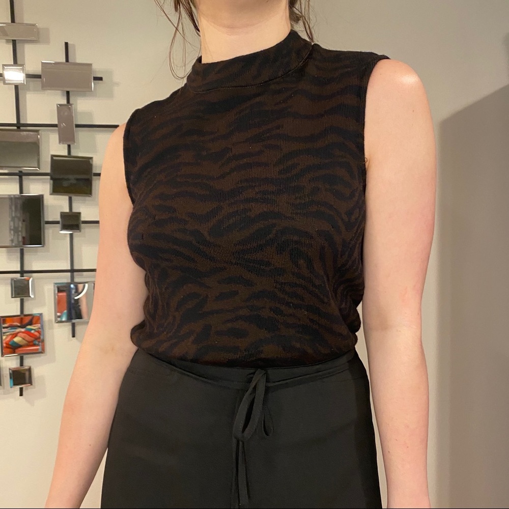 St. John Sport Zebra knit mock neck petite small